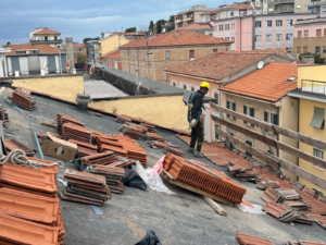 Tetto danneggiato: quando diventa pericoloso